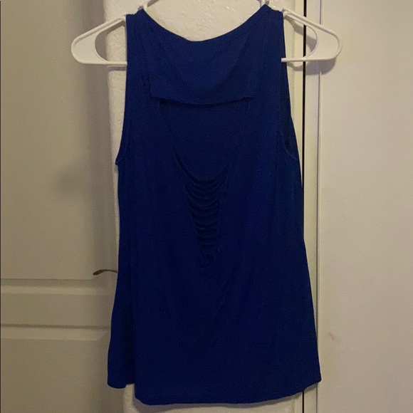 Blue tank top - Picture 2 of 2